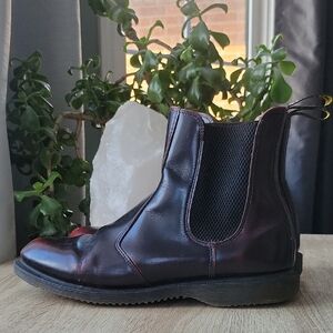 Dr. Martens FLORA Leather Chelsea Boots in Arcadia